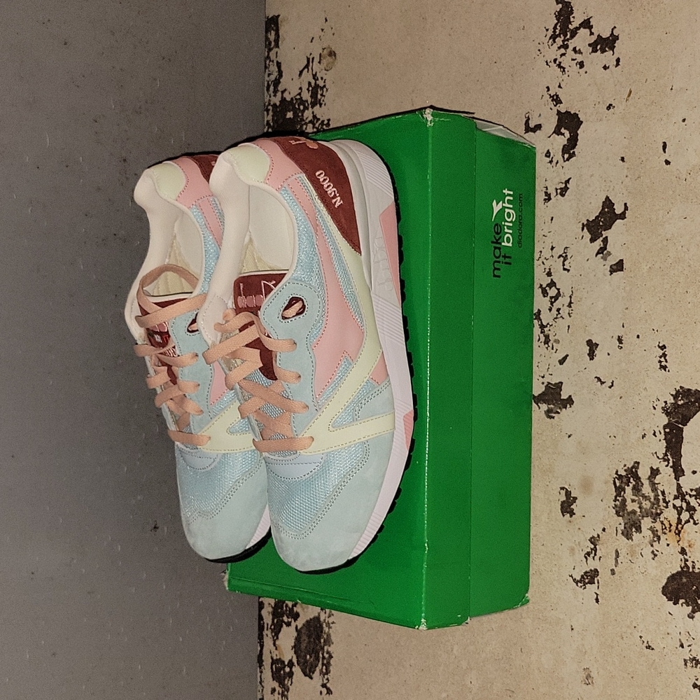 NEW. Diadora N9000. Burgundy, Blue, and Pink. US Men's 9.5/Women's 11